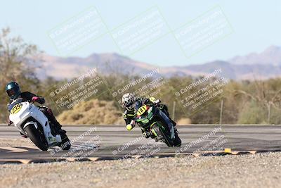 media/Dec-06-2025-CVMA (Sat) [[4a896cc04c]]/Race 9-500-400-350 Supersport/